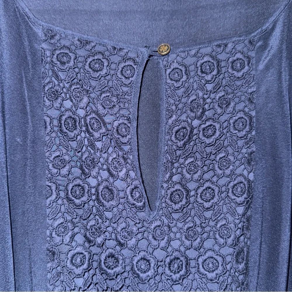 Tory Burch Silk Lillian Blouse, size 10 - Picture 7 of 13
